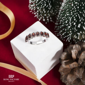 SILVER JEWELLERY FASHION STYLING